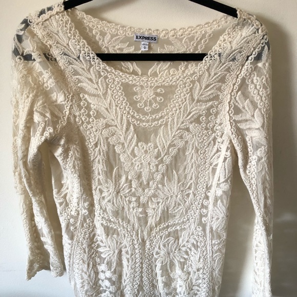 Ivory lace top - Picture 1 of 3